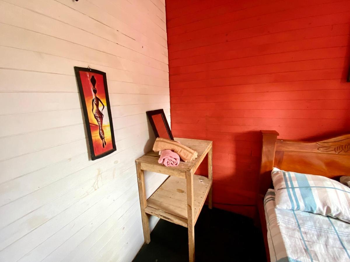 Hostal Paraiso Isla Mucura Chambre photo