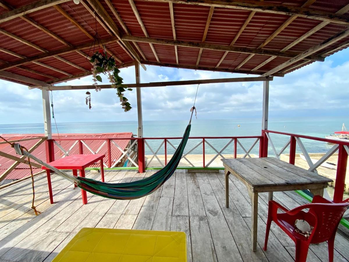 Hostal Paraiso Isla Mucura Extérieur photo